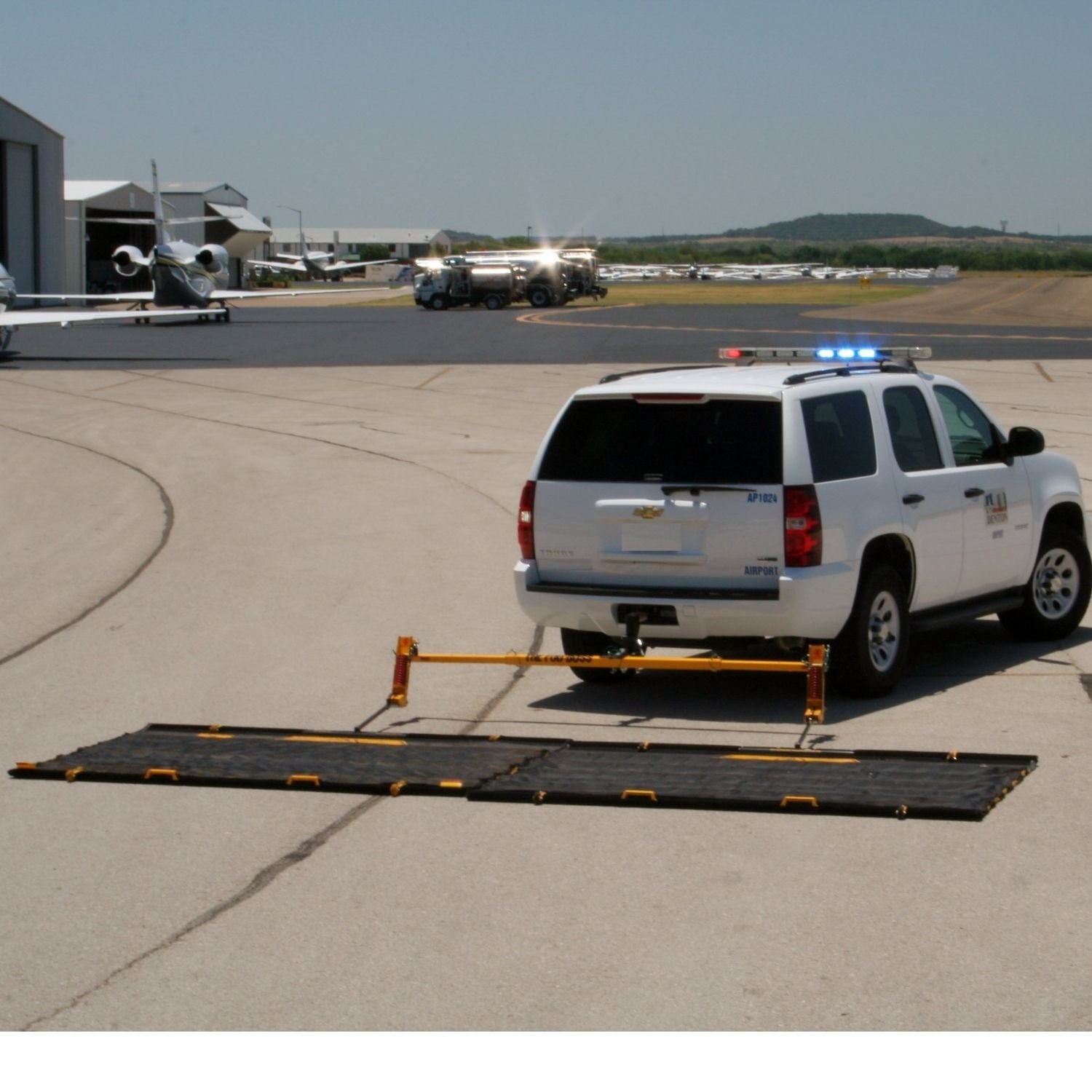 FOD BOSS Duplex Airside Runway sweeper