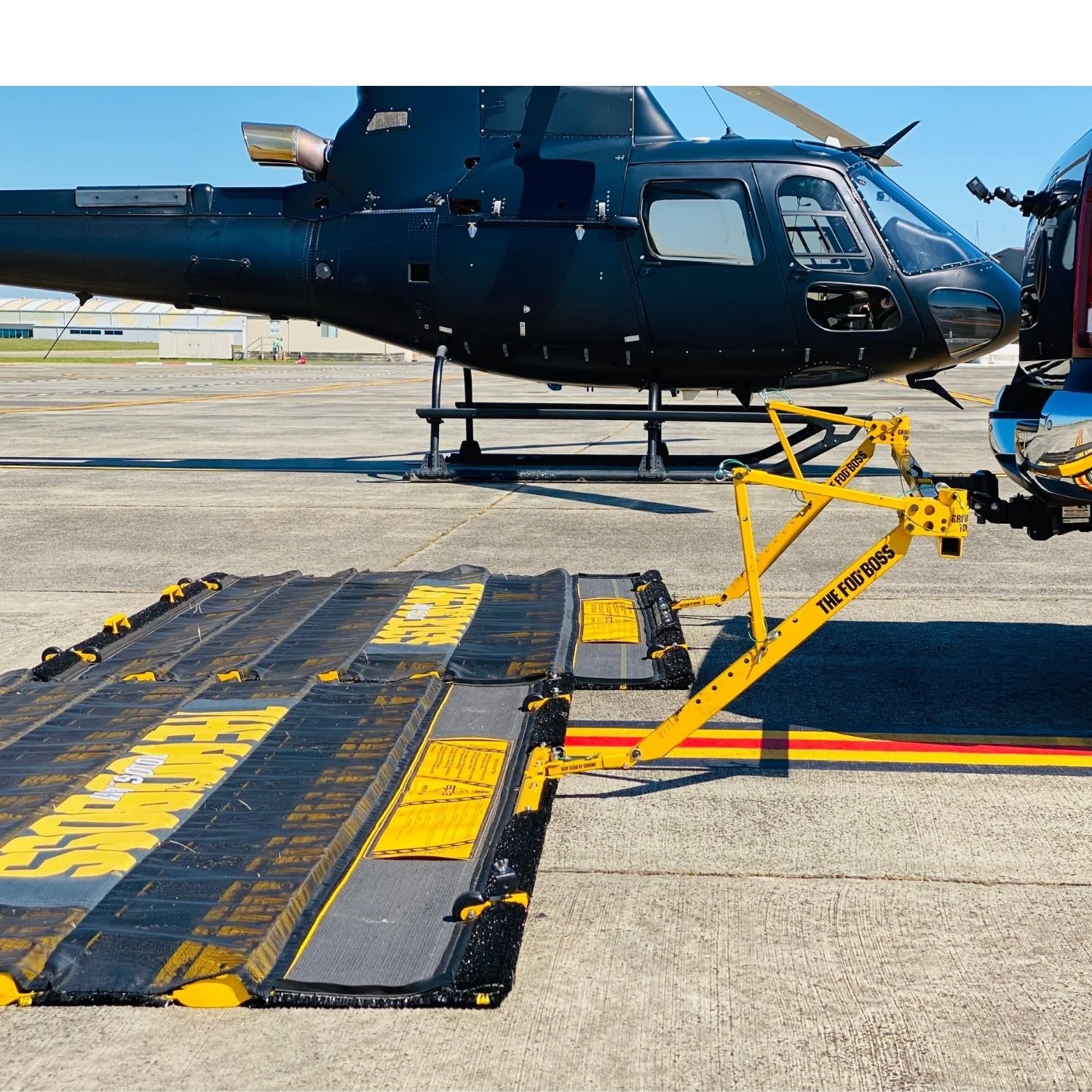 Heliport FOD sweeping Runway sweeper