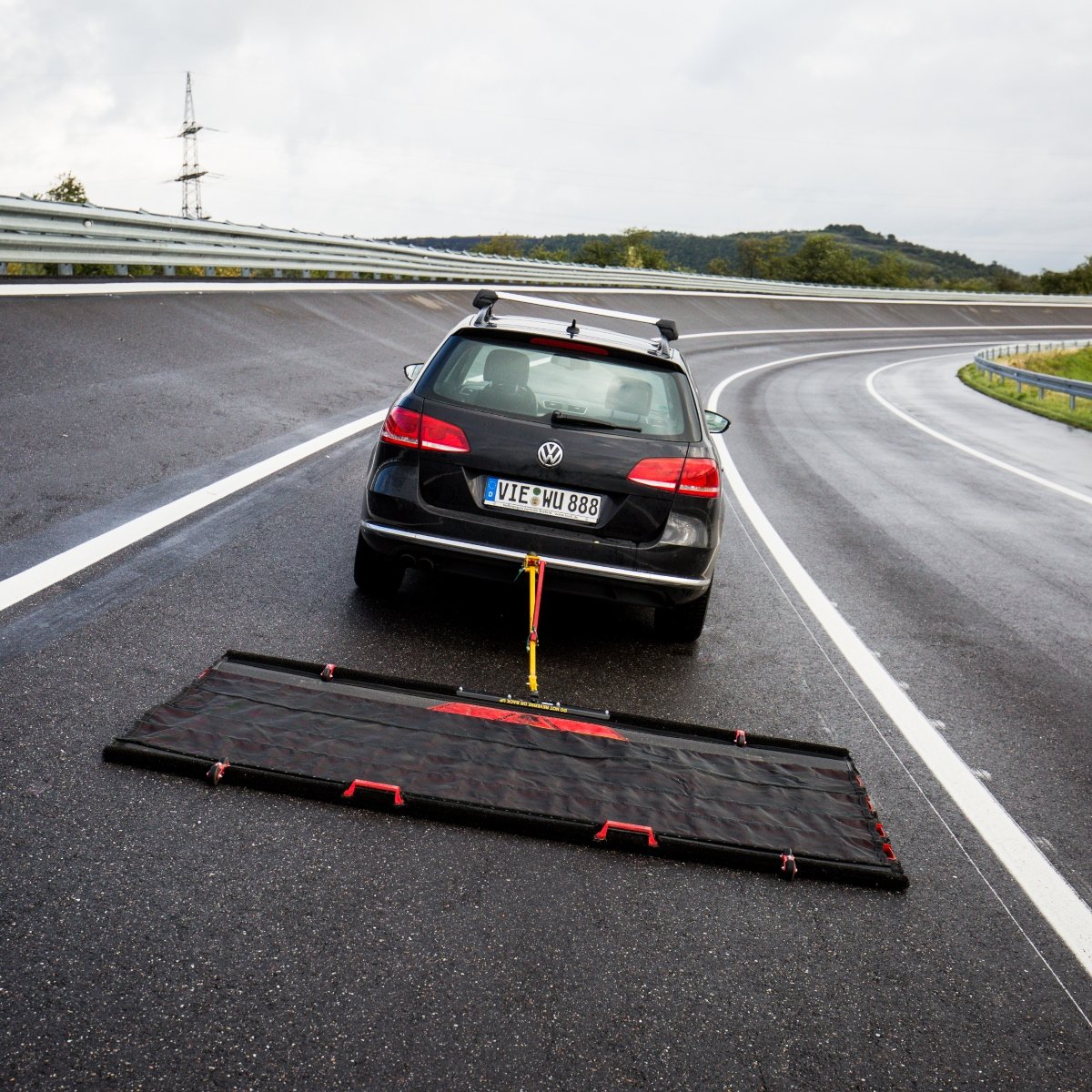 Motorsport FODBOSS racetrack sweeper