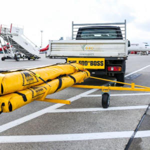 FODBOSS_Triplex_Trailer_airport.JPG